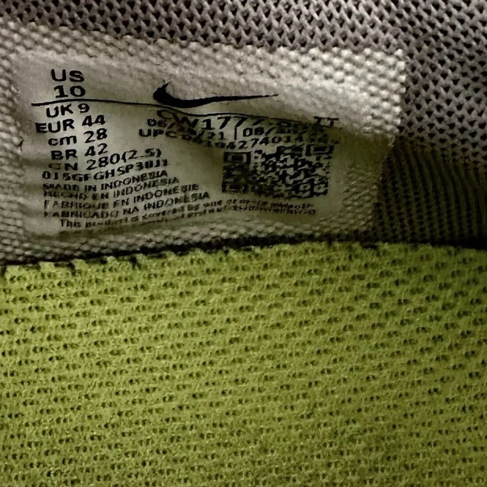 Nike React Miler Grey‎ Fog Volt size 10